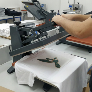 Les conseils Sherpa : film DTF hot peel ou cold peel ?